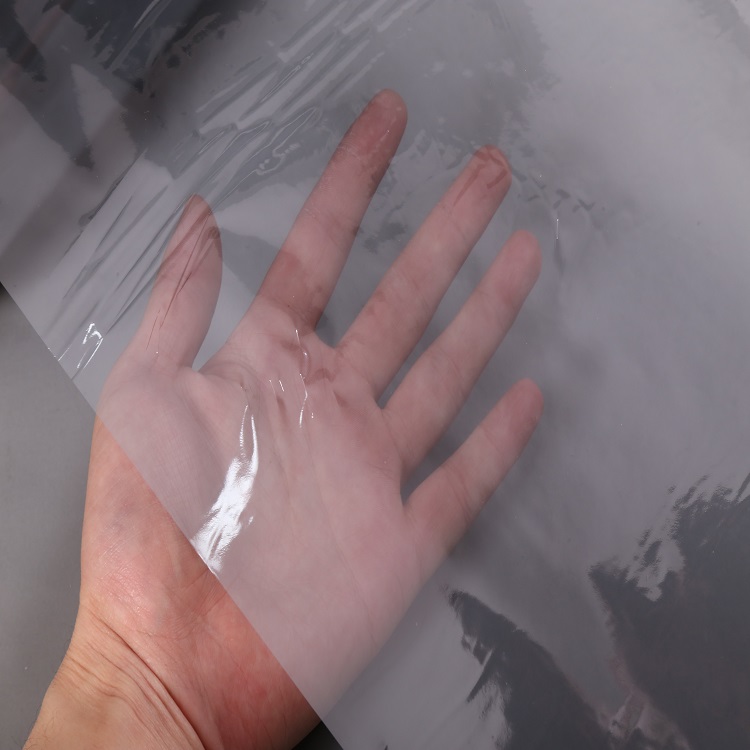 高透光率防紫外線PET保護膜在光伏組件封裝中的性能優(yōu)化指南